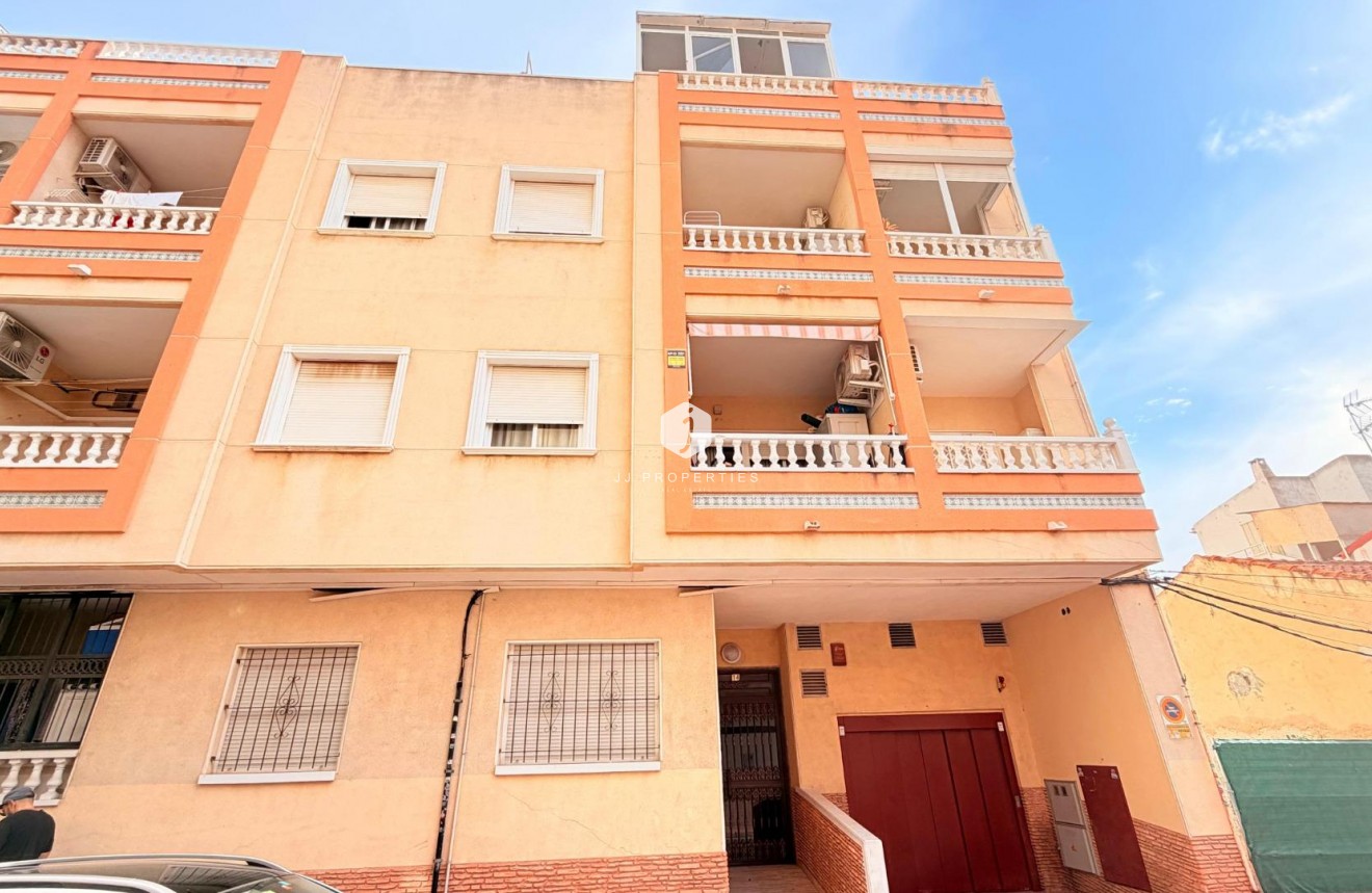 Aus zweiter Hand - Wohnung -
Torrevieja - Centro - Muelle Pesquero