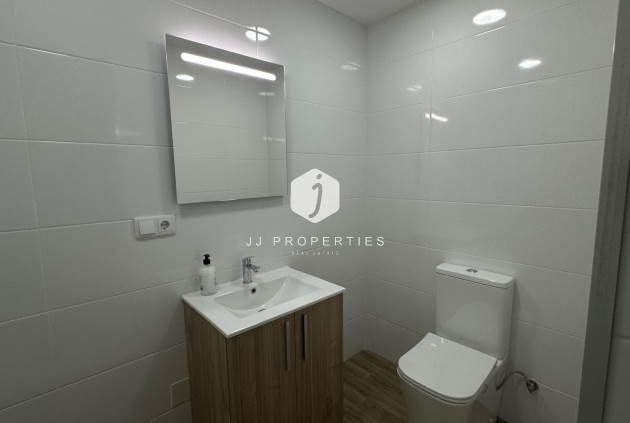 D'occasion - Appartement -
Torrevieja - Costa Blanca