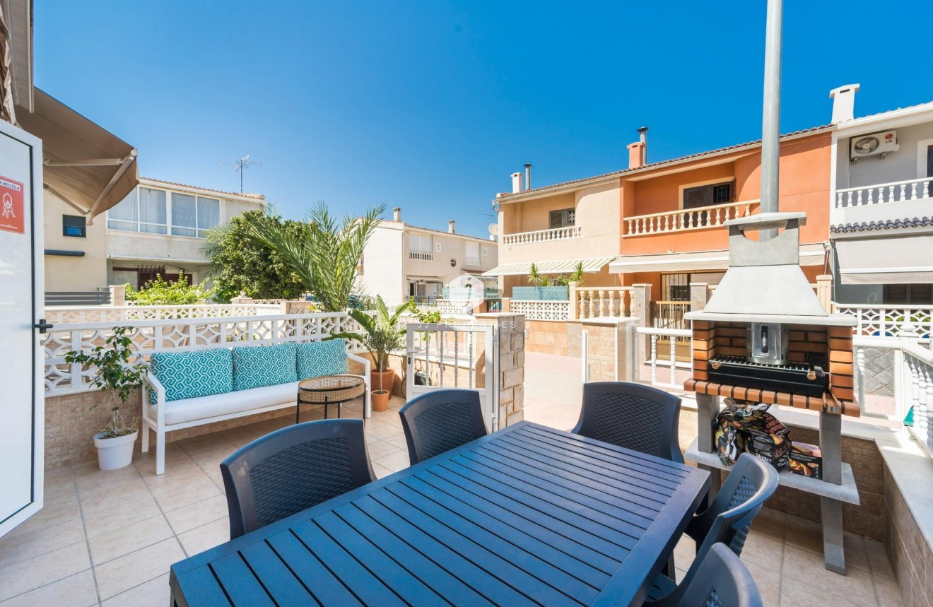 Resale - Duplex -
Torrevieja - Playa de los Naufragos
