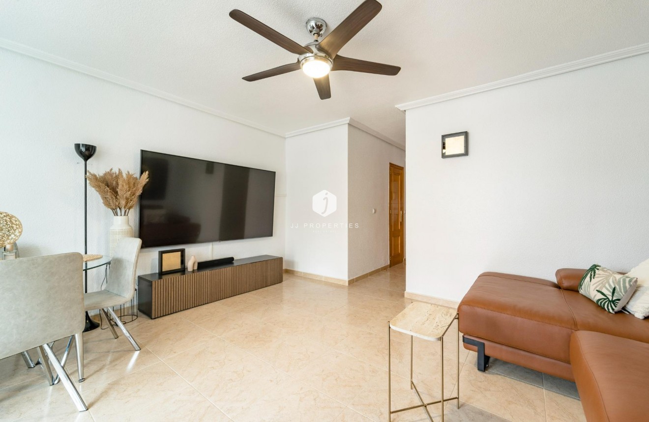 Resale - Duplex -
Torrevieja - Playa de los Naufragos