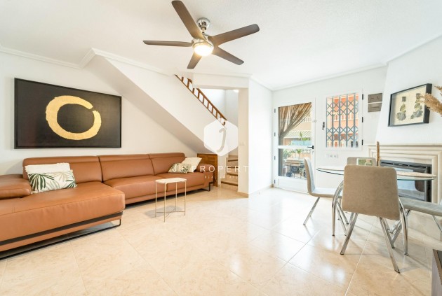 Resale - Duplex -
Torrevieja - Playa de los Naufragos