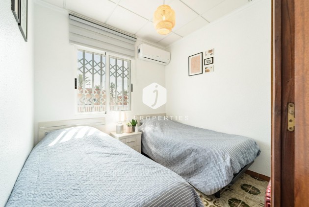 Resale - Duplex -
Torrevieja - Playa de los Naufragos