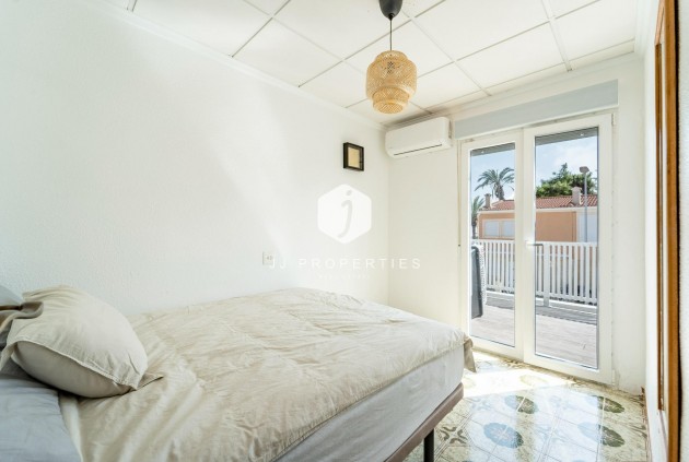 Resale - Duplex -
Torrevieja - Playa de los Naufragos