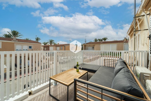 Resale - Duplex -
Torrevieja - Playa de los Naufragos