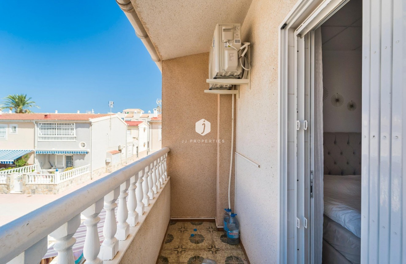 Resale - Duplex -
Torrevieja - Playa de los Naufragos