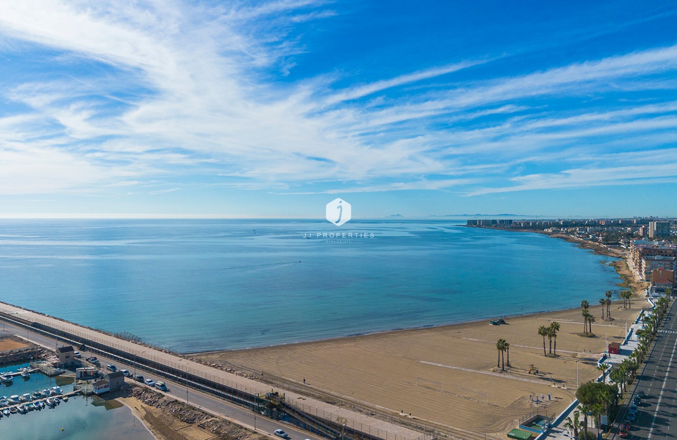 D'occasion - Appartement -
Torrevieja - Costa Blanca