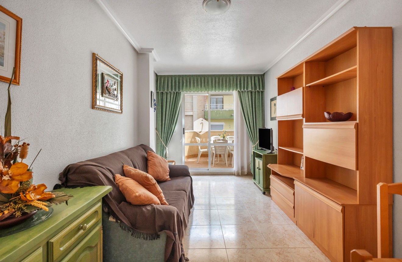 D'occasion - Appartement -
Torrevieja - Costa Blanca