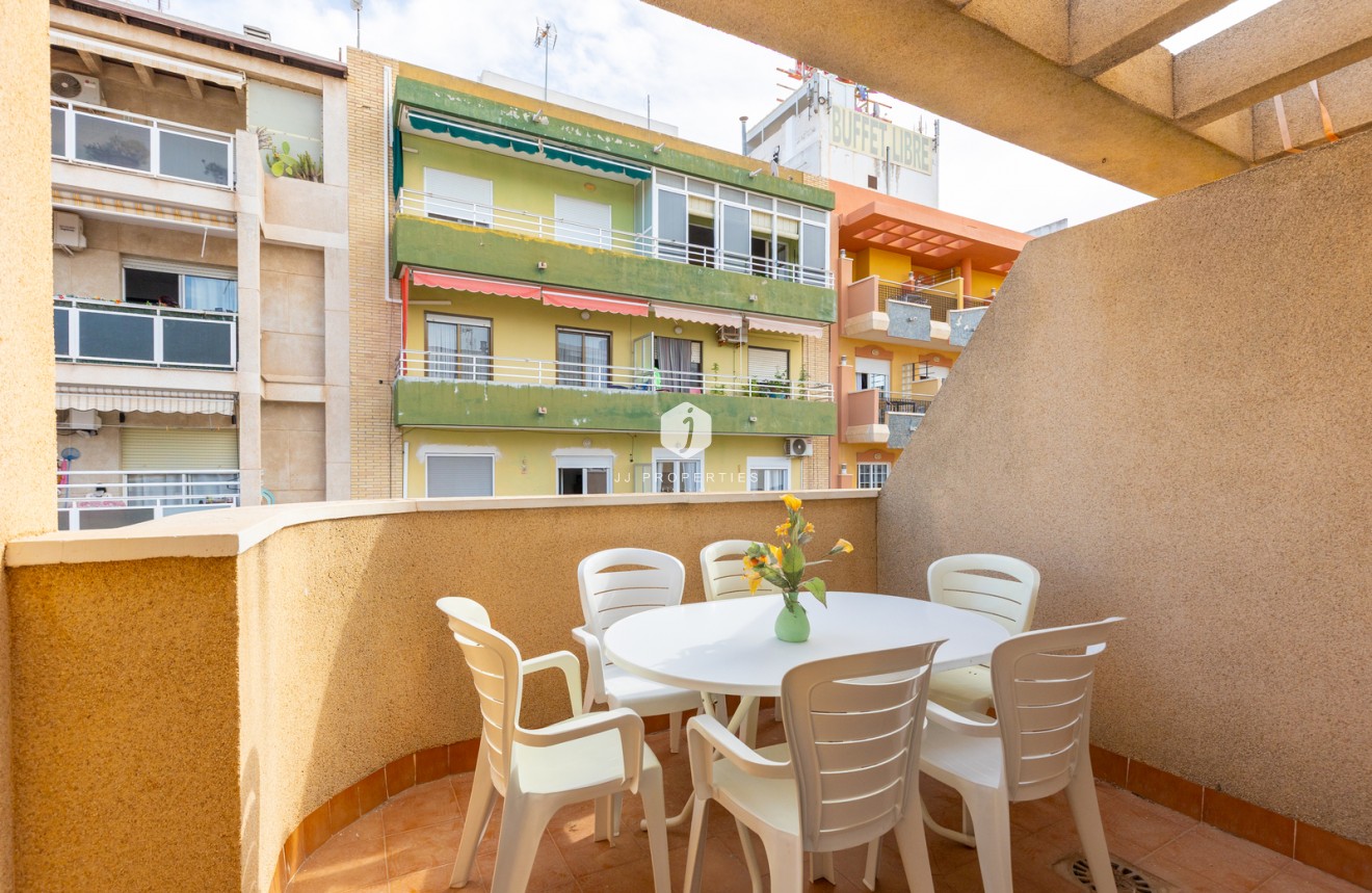 D'occasion - Appartement -
Torrevieja - Costa Blanca