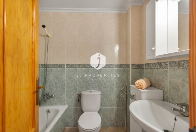 D'occasion - Appartement -
Torrevieja - Costa Blanca
