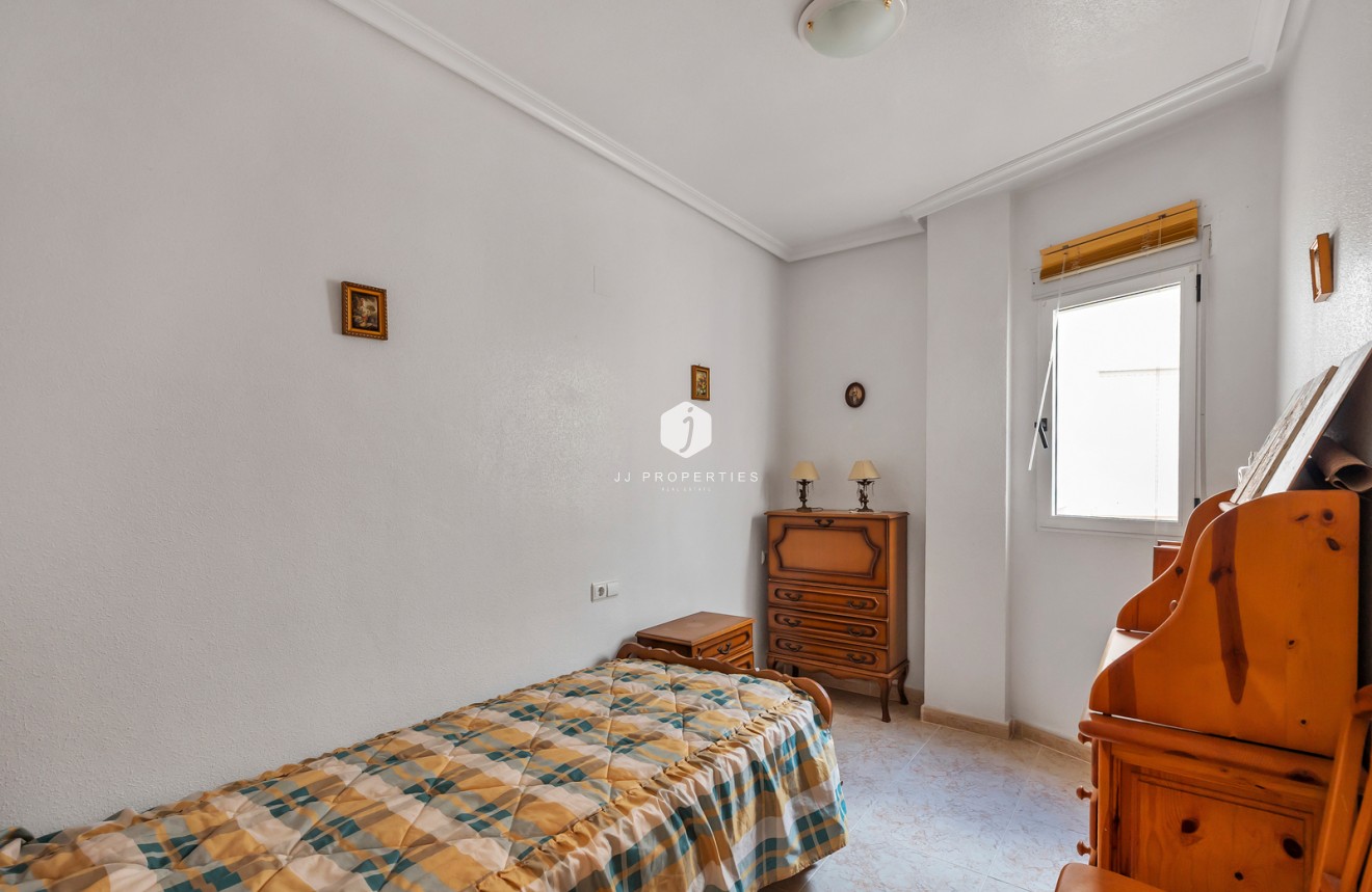D'occasion - Appartement -
Torrevieja - Costa Blanca
