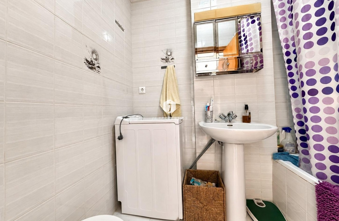 Long Term Rental - Apartment / flat -
Torrevieja - Cabo cervera