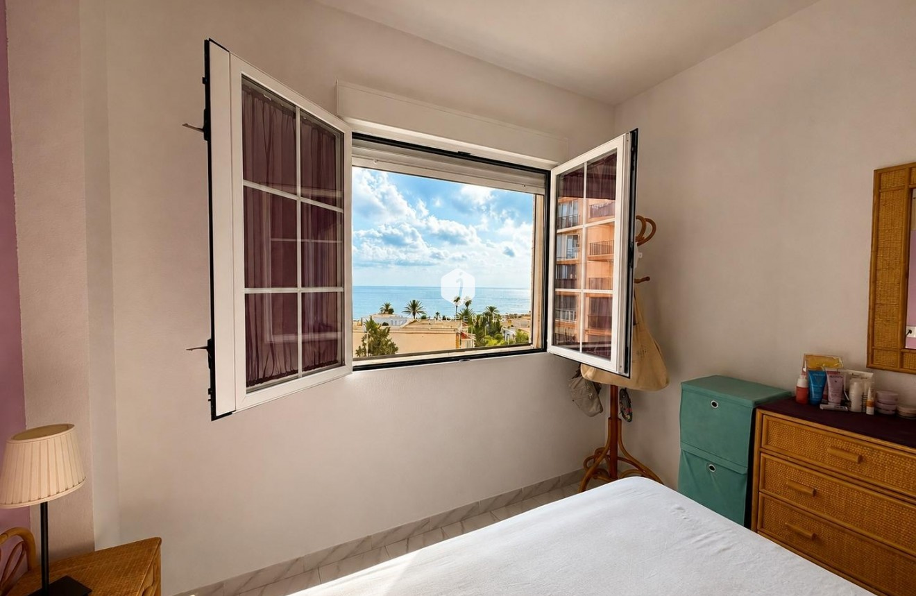 Long Term Rental - Apartment / flat -
Torrevieja - Cabo cervera