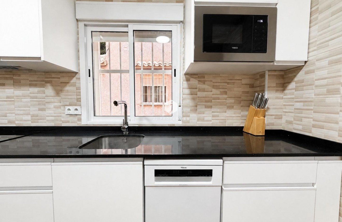 Long Term Rental - Chalet -
Torrevieja - Nueva Torrevieja