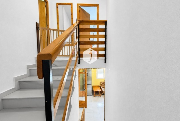 Long Term Rental - Chalet -
Torrevieja - Nueva Torrevieja