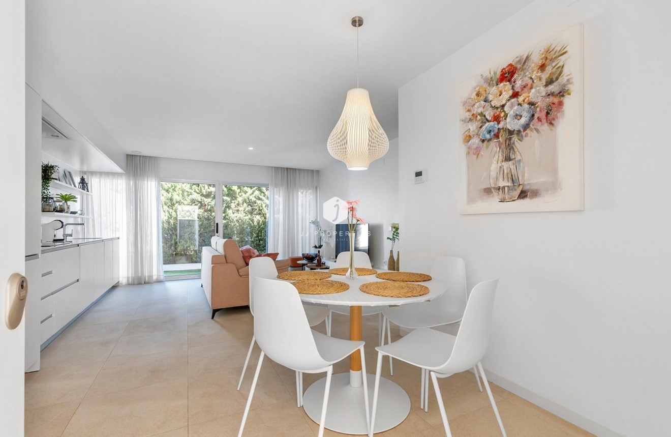 D'occasion - Appartement -
Torrevieja - Costa Blanca