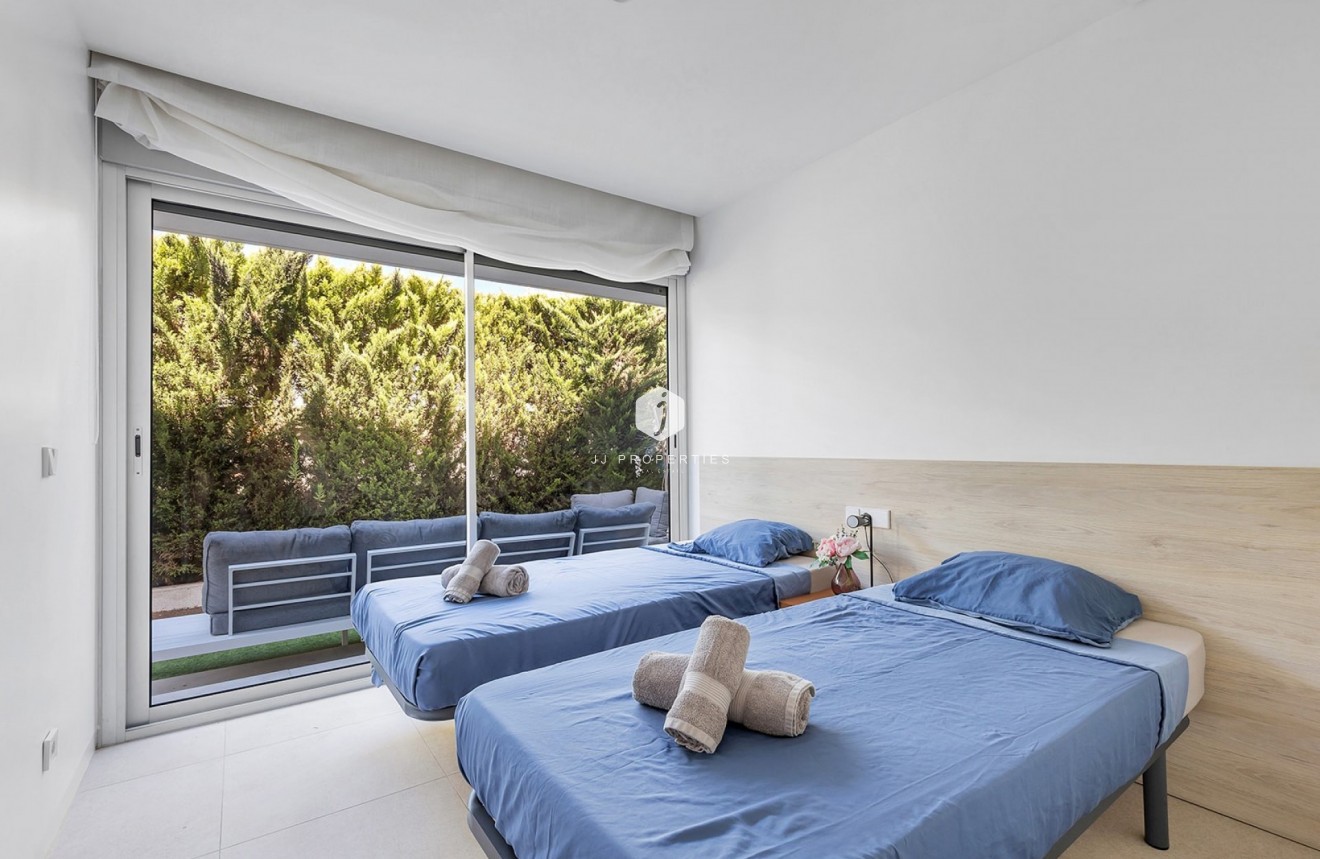 D'occasion - Appartement -
Torrevieja - Costa Blanca