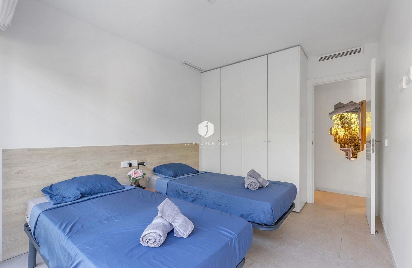 D'occasion - Appartement -
Torrevieja - Costa Blanca