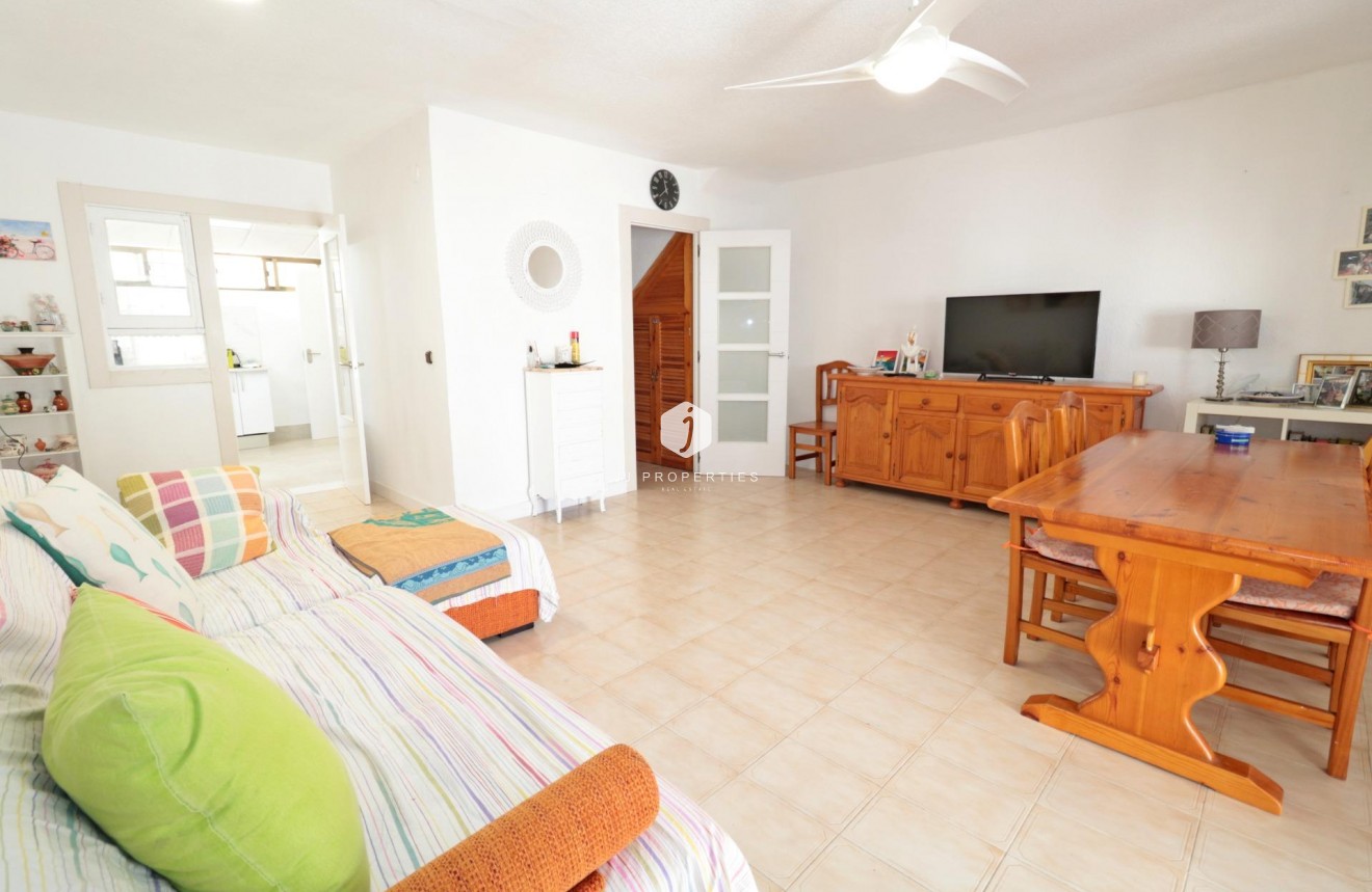 D'occasion - Chalet -
Torrevieja - Playa de los Naufragos