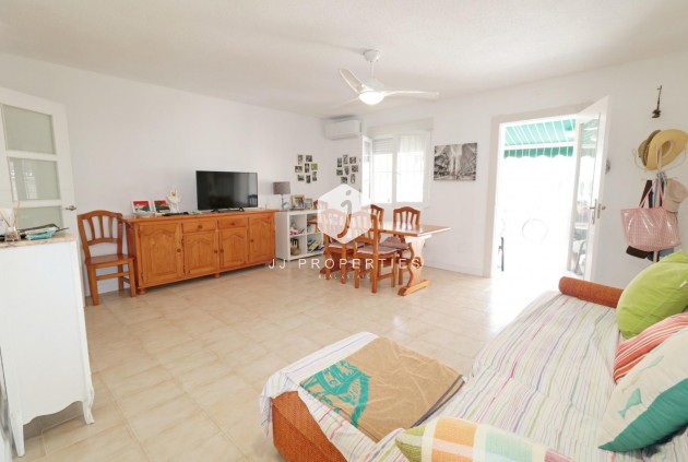 D'occasion - Chalet -
Torrevieja - Playa de los Naufragos