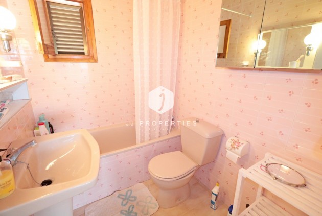 D'occasion - Chalet -
Torrevieja - Playa de los Naufragos