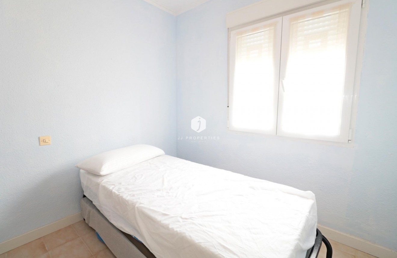 D'occasion - Chalet -
Torrevieja - Playa de los Naufragos