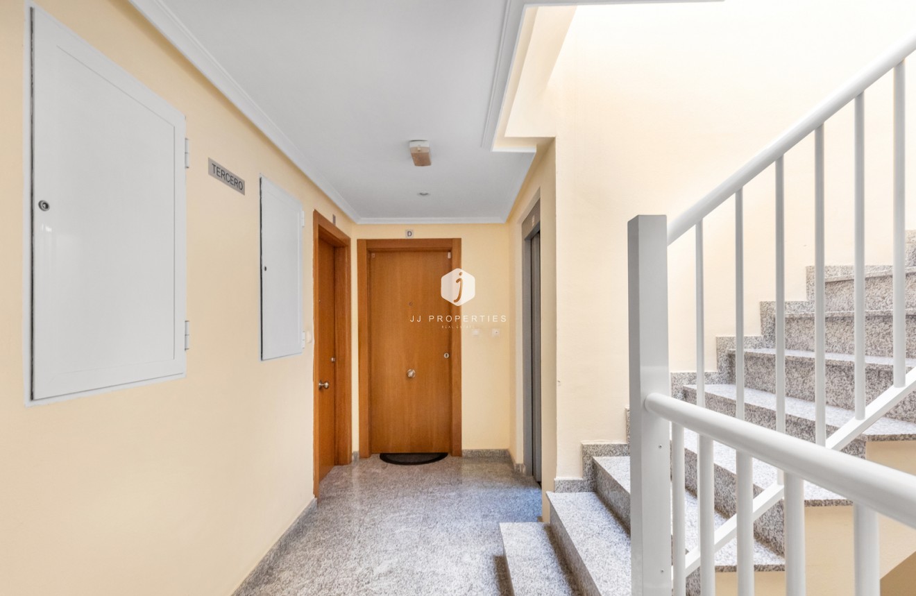 Tweedehands - Appartement / flat -
Torrevieja - Costa Blanca