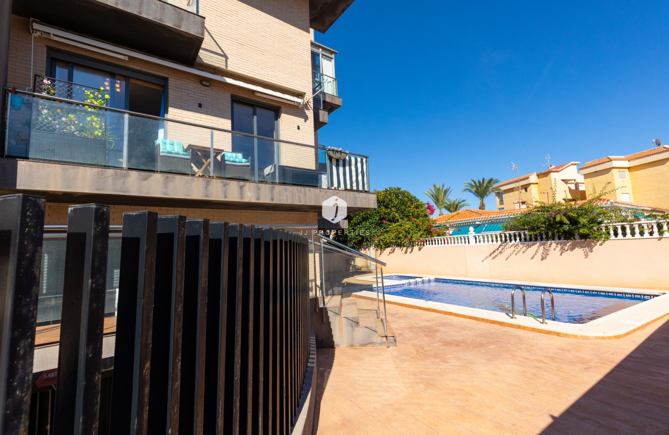 Tweedehands - Appartement / flat -
Torrevieja - Costa Blanca