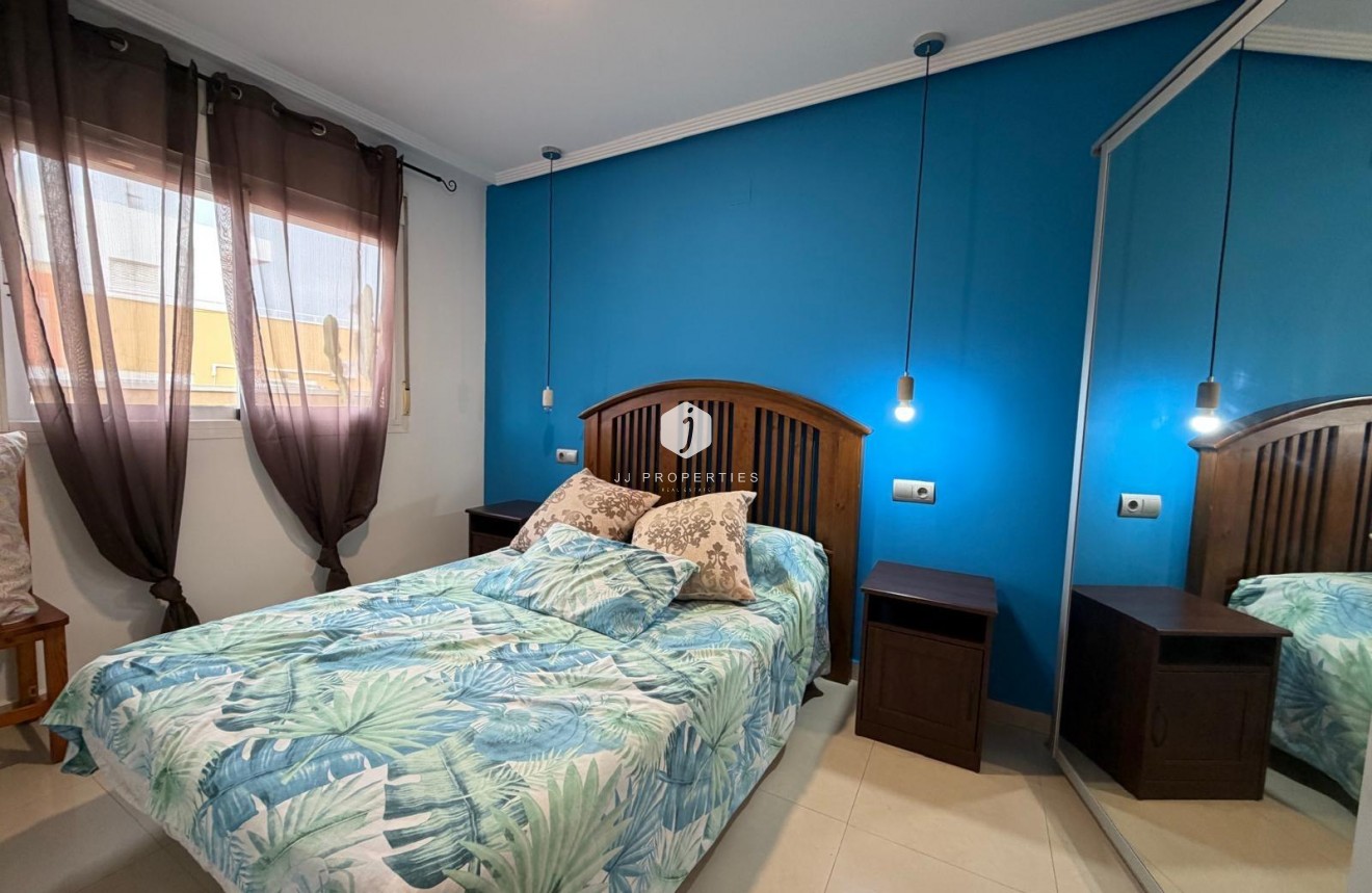 Tweedehands - Penthouse -
Torrevieja - Centro