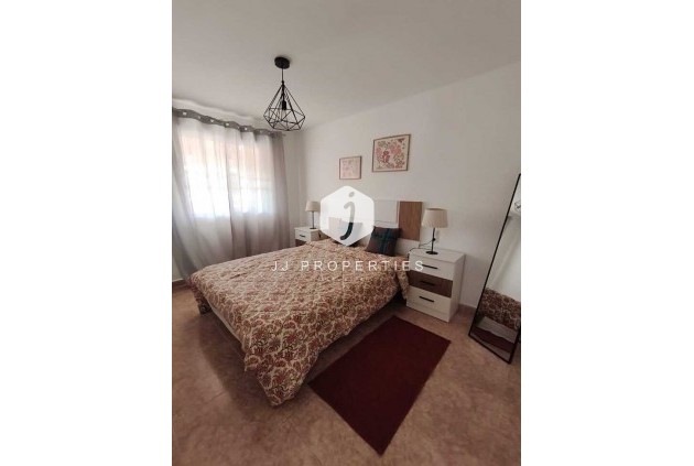 Aus zweiter Hand - Penthouse -
Torrevieja - PARQUE DE LAS NACIONES