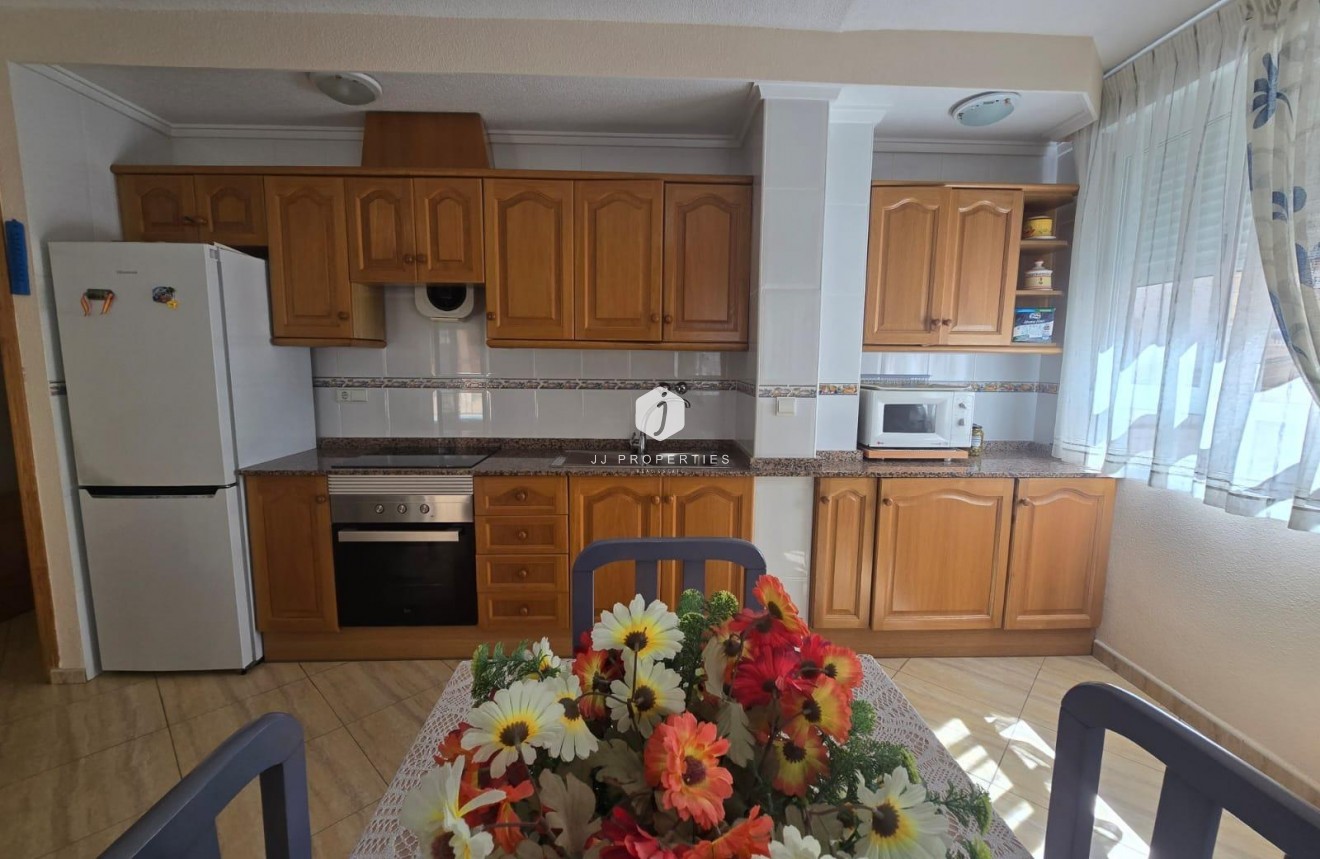 Resale - Apartment / flat -
Torrevieja - Playa del Cura