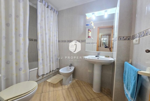 Resale - Apartment / flat -
Torrevieja - Playa del Cura