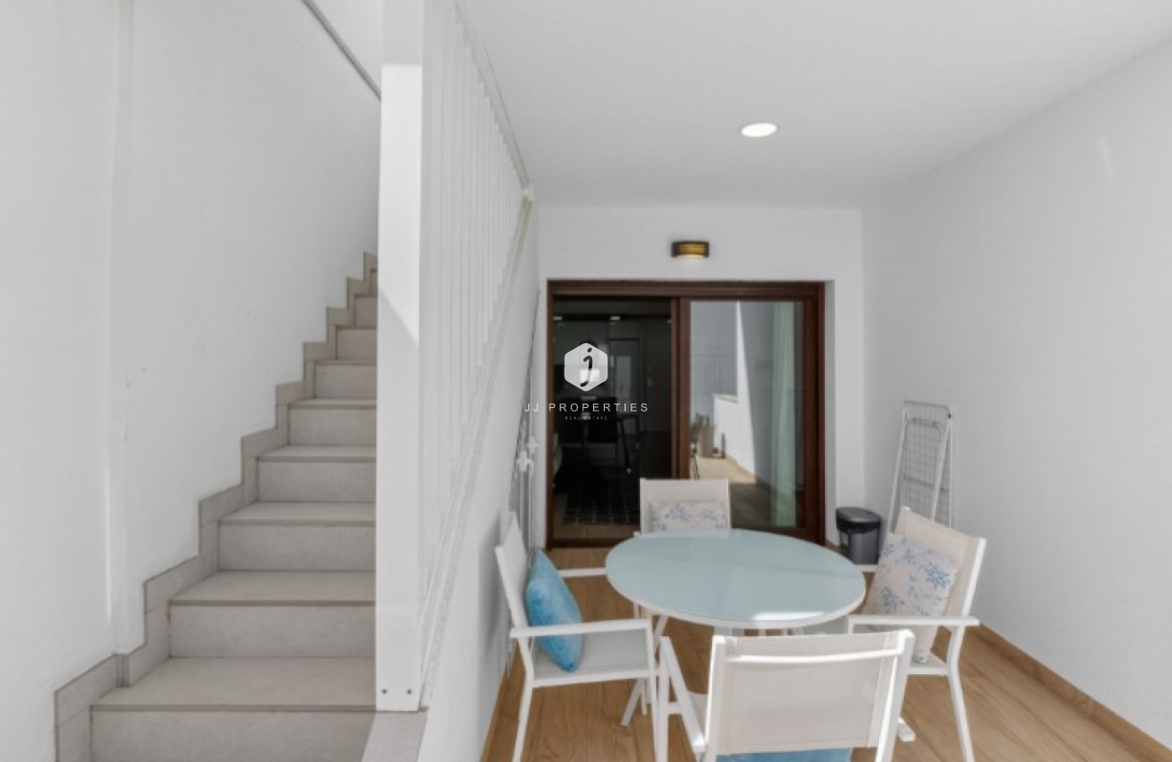 Aus zweiter Hand - Penthouse -
Torrevieja - Costa Blanca