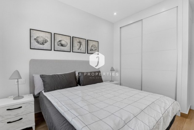Aus zweiter Hand - Penthouse -
Torrevieja - Costa Blanca