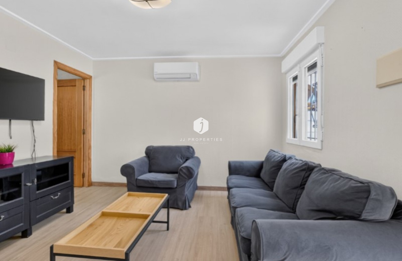 Segunda mano - Chalet -
Torrevieja - Costa Blanca