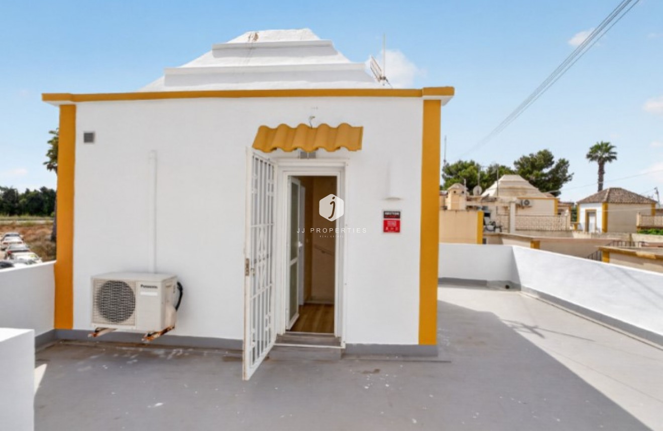 Segunda mano - Chalet -
Torrevieja - Costa Blanca
