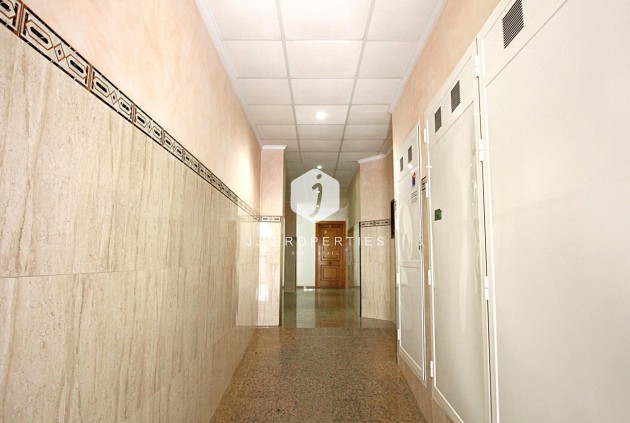 Tweedehands - Appartement / flat -
Torrevieja - Las Piscinas Naturales
