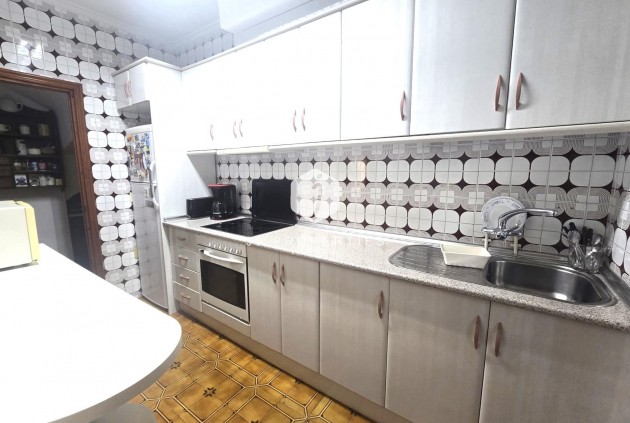 Aus zweiter Hand - Duplex -
Torrevieja - Habaneras