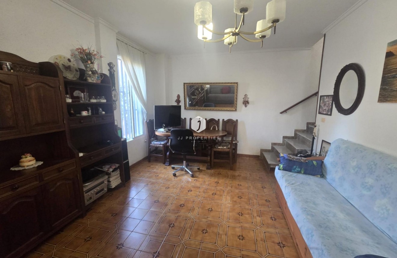Aus zweiter Hand - Duplex -
Torrevieja - Habaneras