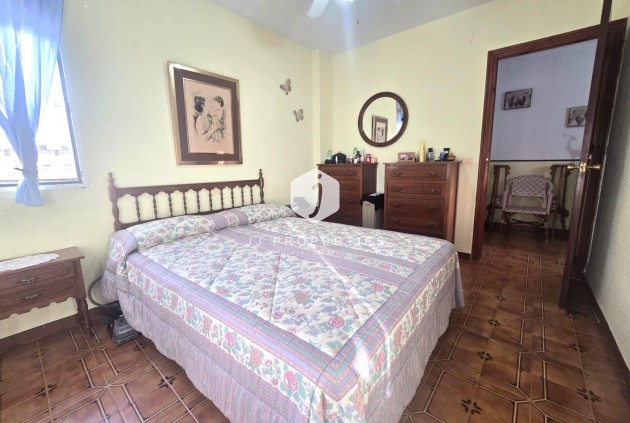 Aus zweiter Hand - Duplex -
Torrevieja - Habaneras
