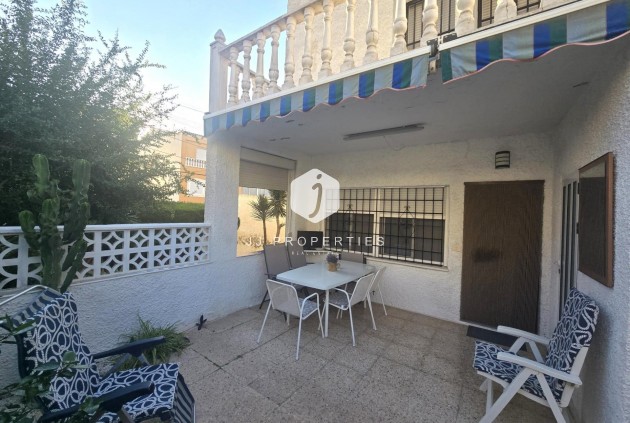 Aus zweiter Hand - Duplex -
Torrevieja - Habaneras