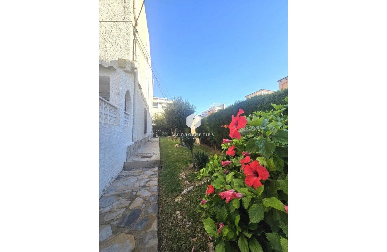 Aus zweiter Hand - Duplex -
Torrevieja - Habaneras
