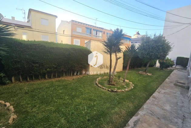 Aus zweiter Hand - Duplex -
Torrevieja - Habaneras