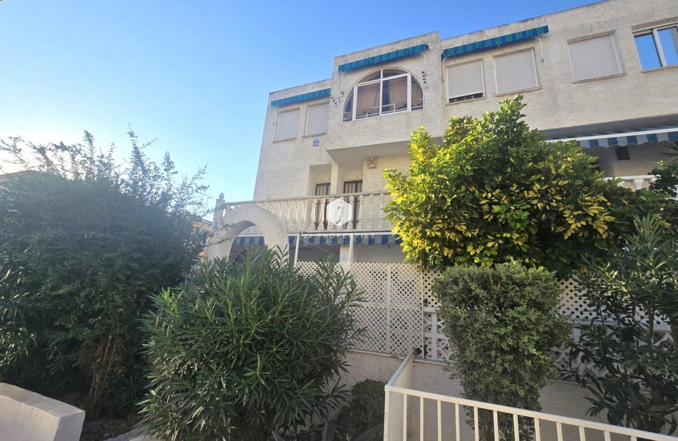 Aus zweiter Hand - Duplex -
Torrevieja - Habaneras