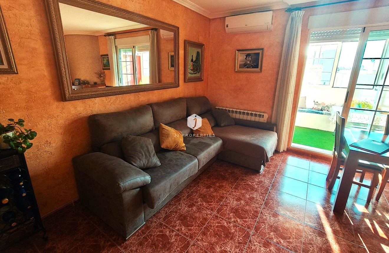 Aus zweiter Hand - Wohnung -
Torrevieja - Centro