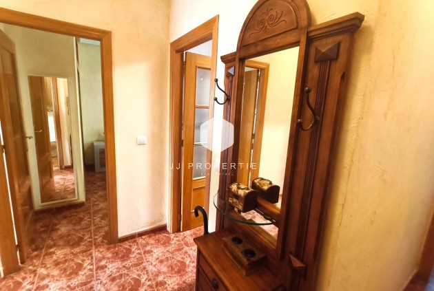 Aus zweiter Hand - Wohnung -
Torrevieja - Centro