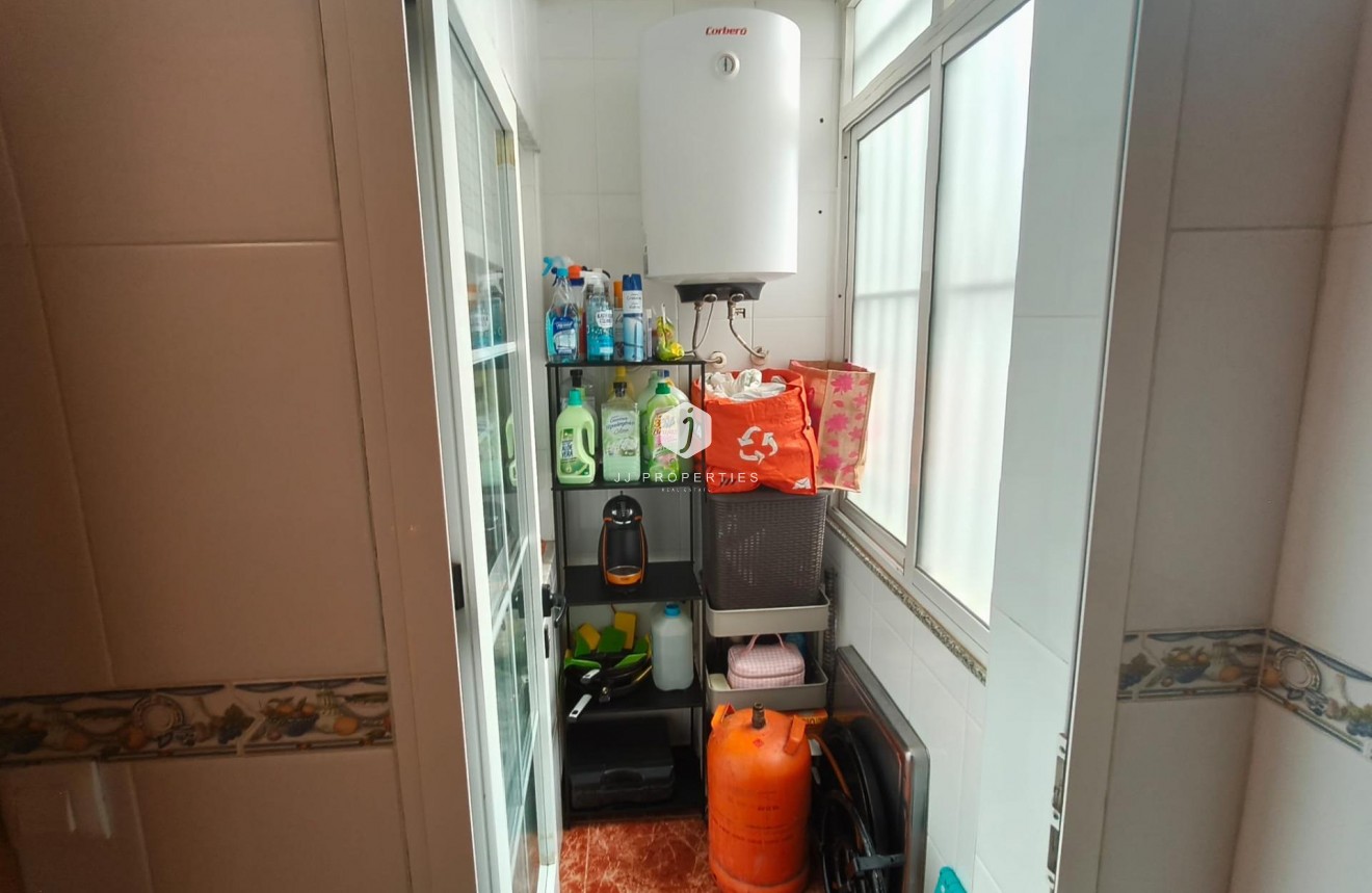 Aus zweiter Hand - Wohnung -
Torrevieja - Centro