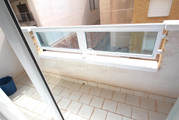 Aus zweiter Hand - Wohnung -
Torrevieja - Las Piscinas Naturales