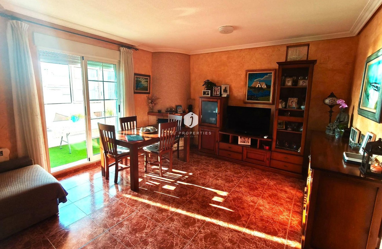 Aus zweiter Hand - Wohnung -
Torrevieja - Centro