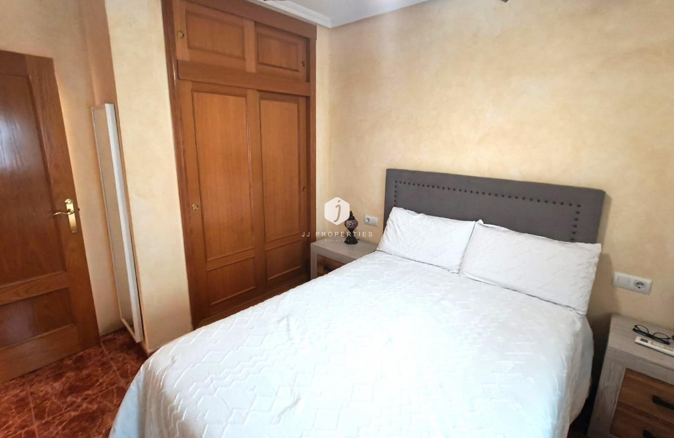 Aus zweiter Hand - Wohnung -
Torrevieja - Centro