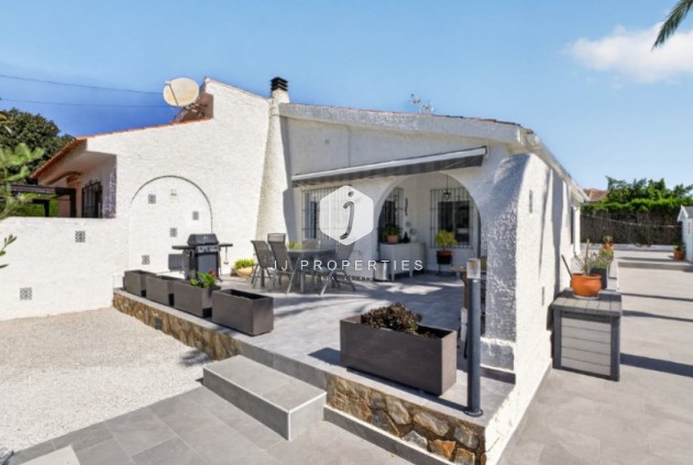 D'occasion - Villa -
Torrevieja - Costa Blanca